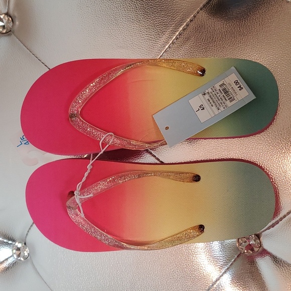 Girl's Nike Soccer Cleats - Picture 8 of 8